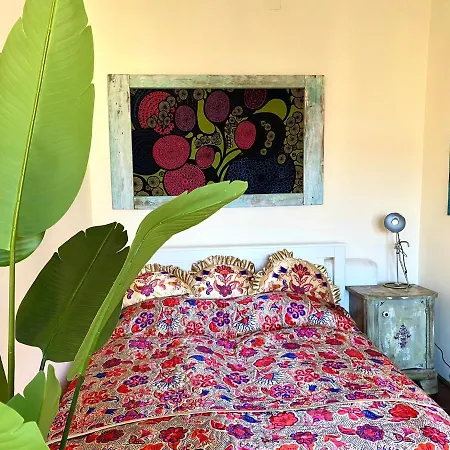 Lovely Cosy Art Flat * Budapest