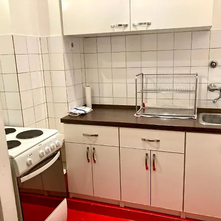 Lovely Cosy Art Flat Apartment